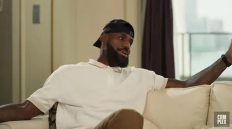 stron, 人生涯首秀