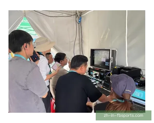 全程直击:精彩马拉松直播幕后揭秘 全程直击:精彩马拉松直播幕后揭秘