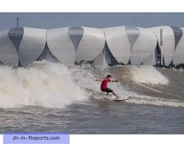 冲浪界新秩序：挑战潮水中的排名巅峰